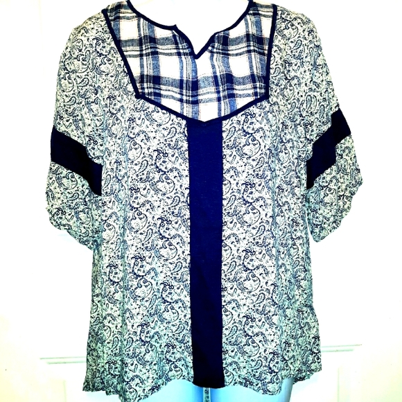 THML Tops - New THML by Anthropologie Short Sleeve XL top